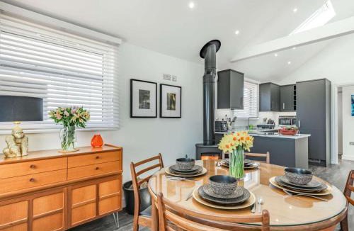 Walcott House | 2 Bed in Walcott 87876