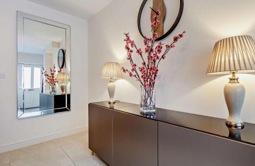 Warwick Town Centre House | 2 Bed in Warwick 93085