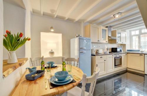 West Down House | 2 Bed in West Down oc-julyco