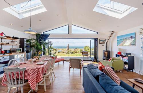 Whitstable House | 2 Bed in Whitstable WCC19