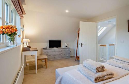 Wickhambrook House | 2 Bed in Wickhambrook oc-b30507