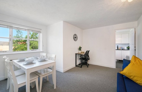 Enfield Lock Apartment | 2 bed Luxury Apartment