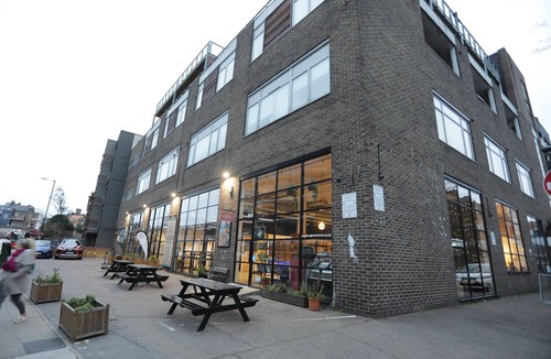 Shacklewell Apartment | 2-Bed Penthouse in Hackney