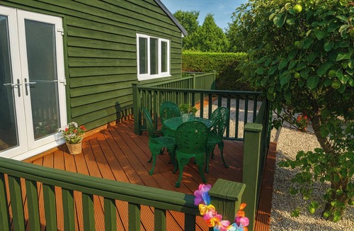 Acomb Apartment | 2 bed-Sleeps 4-Private Garden-Free Parking