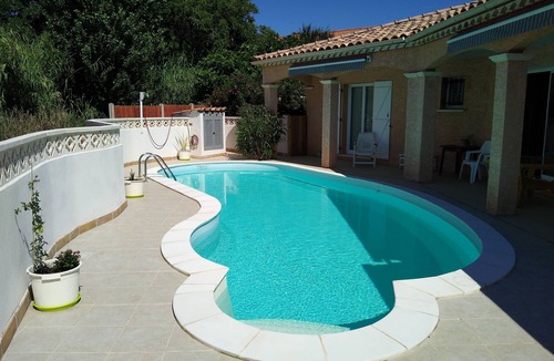 Peret Villa | 2-Bed Villa in Peret, south of Clermont Le Herault