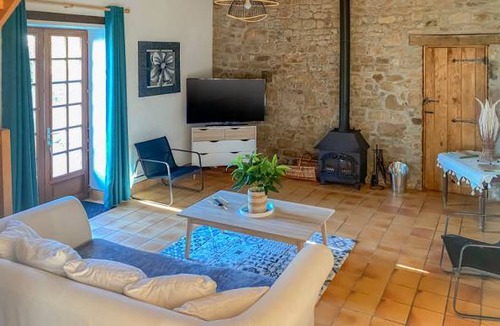 Saint-Pierre-Langers House | 2 bedroom accommodation in St. Pierre Langers