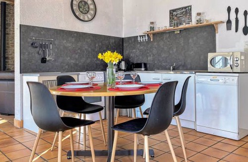 Saint-Pierre-Langers House | 2 bedroom accommodation in St. Pierre Langers