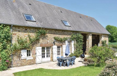Saint-Pierre-Langers House | 2 bedroom accommodation in St. Pierre Langers