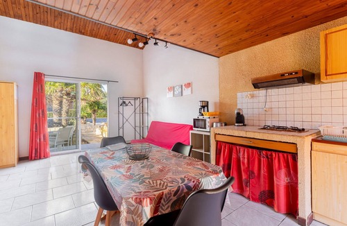 Roquefort-des-Corbieres House | 2-bedroom gite, air conditioning, pool, near Sigean