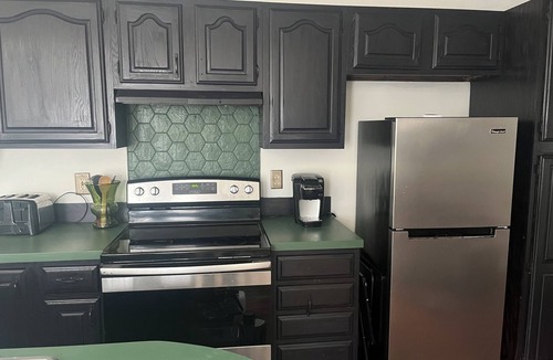 Hampton Cottage | 2-bedroom, 1-bath, cottage, centrally-located and one block from Hampton Beach