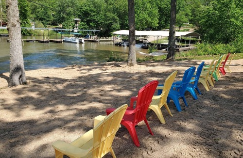 Climax Springs Cabin | 2 Bedroom - 1 Bath Lakefront