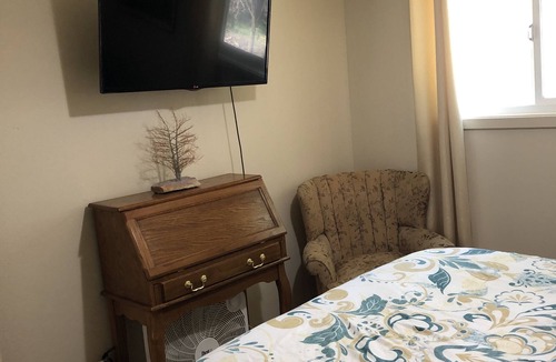 Trinity Center House | 2 bedroom 1 bathroom