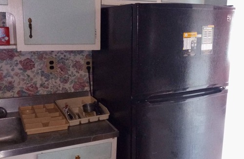 South Hills Apartment | 2 Bedroom 1 Bathroom With Full Kitchen 😃nNo Bogus Fees. Ever. Responsive Hostnn