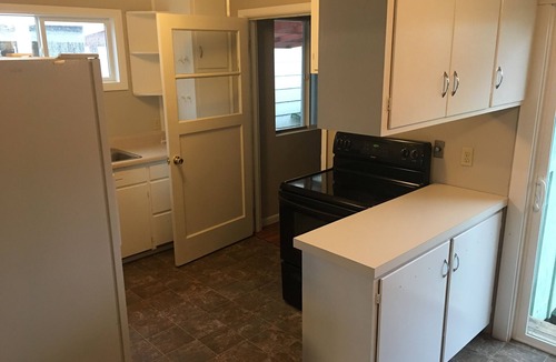 Friendly House | 2 bedroom 1bathroom, sleeps 5