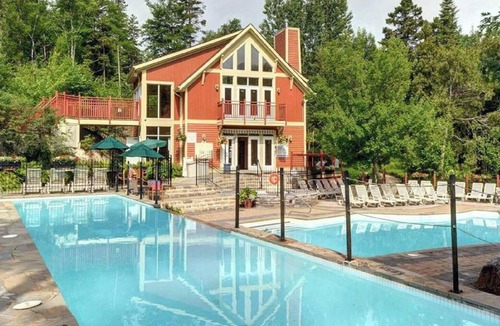 Tremblant-Les-Eaux Condo | 2 Bedroom, 2 Bathroom Condo in Les Eaux, hot tub and sauna