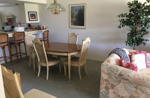 Venice Condo | 2 Bedroom, 2 Bath Condo in Venice -available 4/15/26 -10/31/26 Min 3 Month Lease
