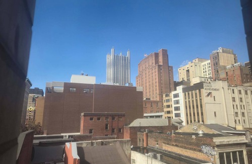 Downtown Pittsburgh Apartment | 2 Bedroom 2 Bath | Heart of Downtown PGH!