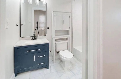 Brightwood Park House | 2 bedroom 2 bath Townhouse