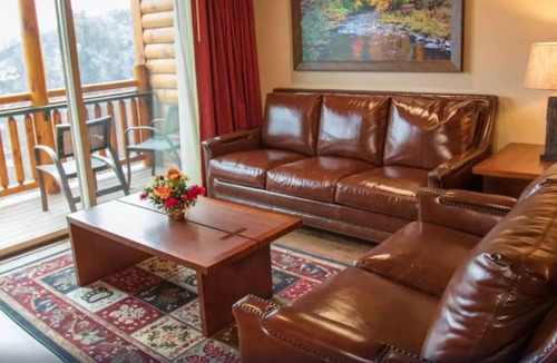 Gatlinburg House | 2 Bedroom & 2 Bath Unit in Westgate Smoky Mountain Resort & Water Park (UNIT 4)