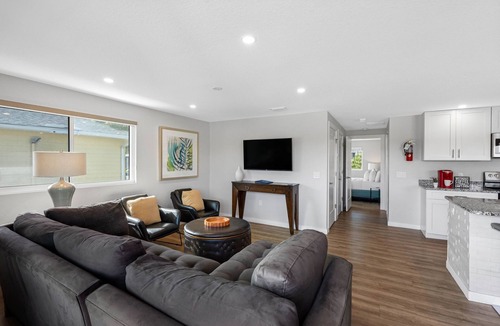 Nokomis Apartment | 2 Bedroom/2 Bath Villa (Second Level) - Unit 6