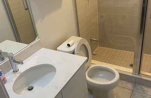 Niagara Condo | 2 bedroom 2 bathroom condominium downtown Toronto