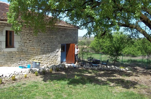 Montaigu-de-Quercy House | 2 bedroom 2 bathroom traditional Quercy stone barn