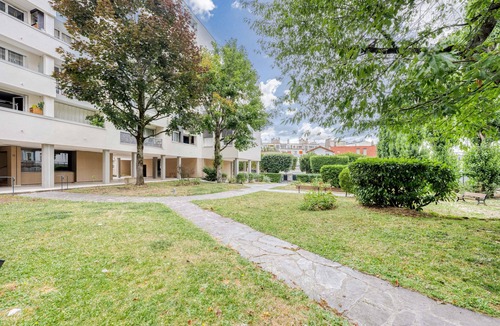 Issy-les-Moulineaux Apartment | 2-bedroom/3-bed charming apartment nearby St Germain and Montparnasse