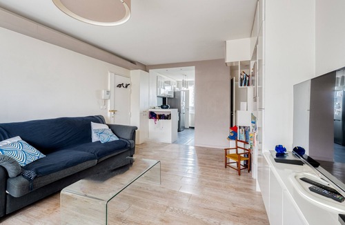 Issy-les-Moulineaux Apartment | 2-bedroom/3-bed charming apartment nearby St Germain and Montparnasse