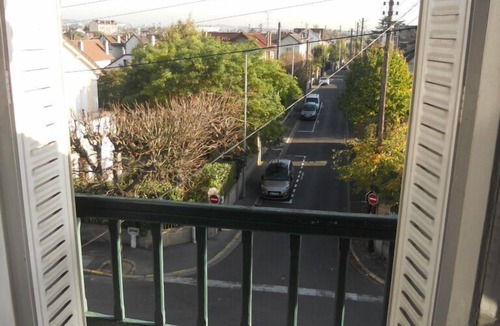 Carrieres-sur-Seine Apartment | 2 bedroom apartment pavilion