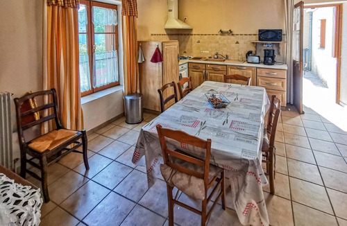 Chateau-la-Valliere House | 2 bedroom awesome home in Château-la-Vallière