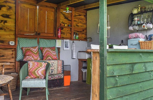 Bishop's Stortford Cabin | 2 bedroom accommodation in Bishops Stortford