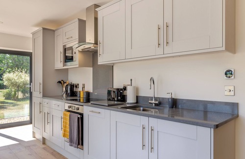 Taunton Cottage | 2 bedroom accommodation in Creech St Michael