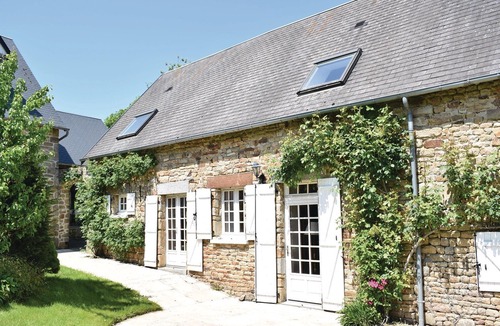 Saint-Pierre-Langers House | 2 bedroom accommodation in St. Pierre Langers