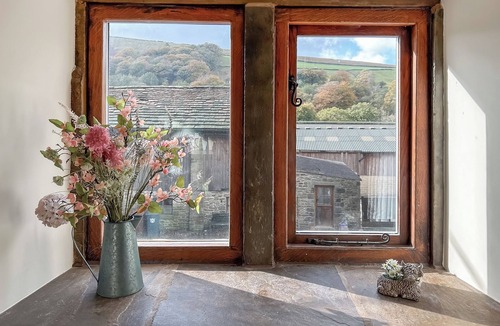 Little Hayfield Cottage | 2 bedroom accommodation in Little Hayfield