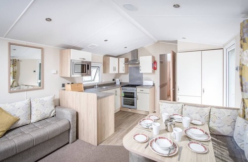 Brean Ski Chalet | 2 bedroom accommodation in Burnham-on-Sea