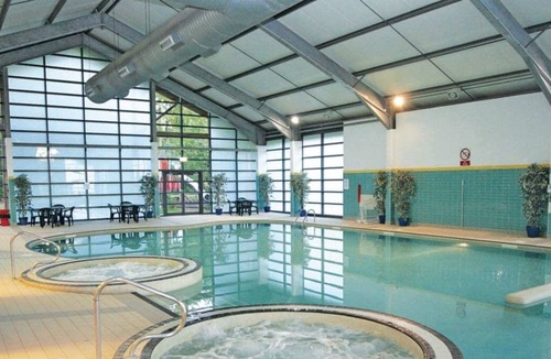 Lydney Cabin | 2 bedroom accommodation in Forest of Dean