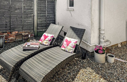 Frinton-on-Sea Cottage | 2 bedroom accommodation in Frinton-on-Sea