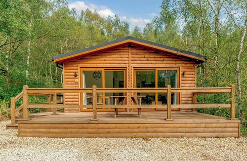Freehay Ski Chalet | 2 bedroom accommodation in Freehay, Cheadle