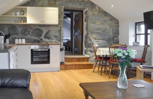 Pentrefelin Cottage | 2 bedroom accommodation in near Criccieth