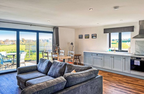 Attleborough Ski Chalet | 2 bedroom accommodation in Old Buckenham