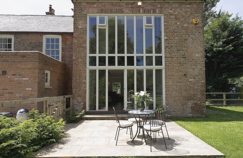 Tilney Fen End Cottage | 2 bedroom accommodation in Sutton Bridge, Spalding