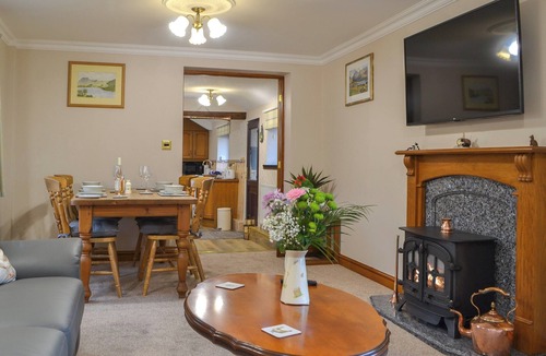 Cleator Moor Cottage | 2 bedroom accommodation in Parkside, Cleator Moor