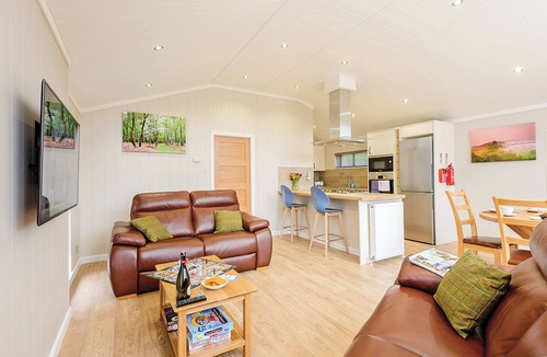 Holton Heath Ski Chalet | 2 bedroom accommodation in Holton Heath