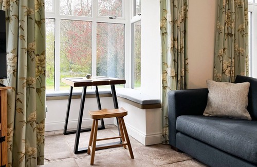 Sutton Cottage | 2 bedroom accommodation in Sutton, near Macclesfield