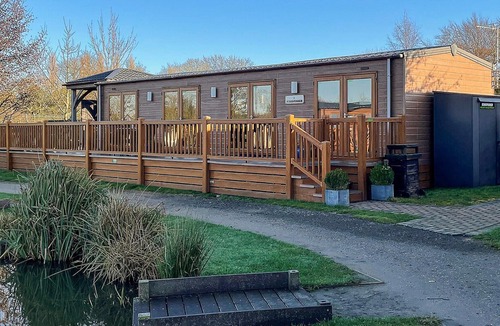Caistor Cabin | 2 bedroom accommodation in Caistor, Market Rasen