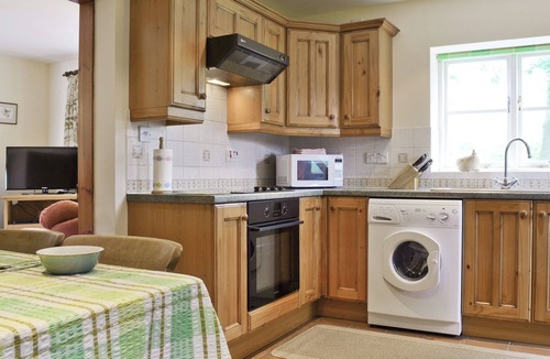Newton Grange Cottage | 2 bedroom accommodation in Ilam, near Ashbourne