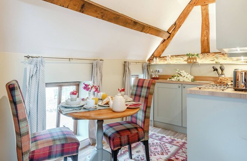 Little Cowarne Cottage | 2 bedroom accommodation in Ocle Pychard