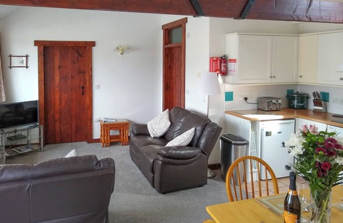 Shipton Gorge Cottage | 2 bedroom accommodation in Shipton Gorge