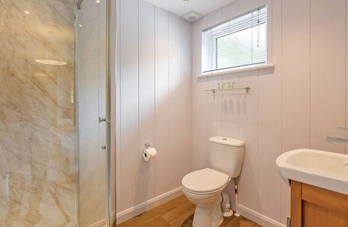 Woolverstone Cabin | 2 bedroom accommodation in Woolverstone, Ipswich