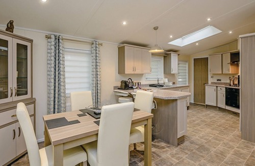 Woolverstone Cabin | 2 bedroom accommodation in Woolverstone, Ipswich